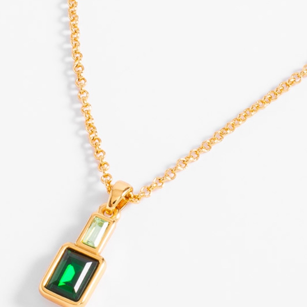 18K gold plated necklace with Swarovski crystals in Emerald and Peridot BNIB